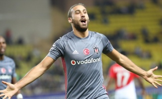 Cenk Tosun haftanın futbolcusu adayı