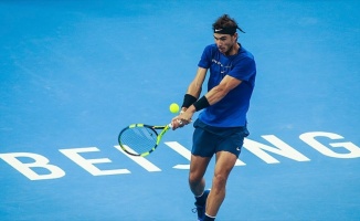 Nadal, Şanghay'da finalde