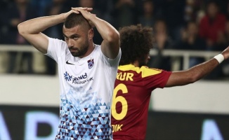 Trabzonspor'a Burak Yılmaz'dan kötü haber