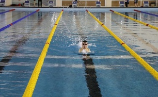 Paralimpik yüzücü Beytullah'ın hedefi dünya şampiyonluğu