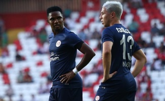 Nasri'yle yollar ayrılıyor, Eto'o ile görüşmeler sürüyor