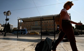 Yunanistan'da grev trafiği kilitledi