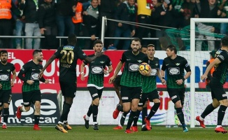 Akhisarspor galibiyete hasret kaldı