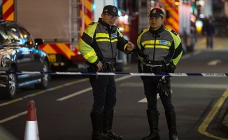 Çin polisi aranan kişileri 'akıllı gözlük'le yakalayacak