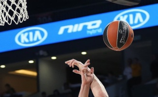 Anadolu Efes 24. maçında 18. yenilgisini aldı