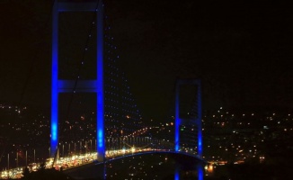 Türkiye otizme &#039;mavi ışık&#039; yakacak