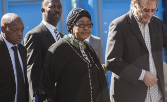 Apartheid karşıtı aktivist Winnie Mandela vefat etti