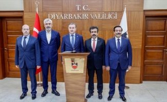 Gençlik ve Spor Bakanı Bak: Kupa finalinin Diyarbakır'da yapılması önemli bir adım