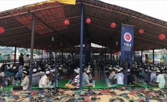 TİKA&#39;dan Rohingya Müslümanlarına Ramazanda gıda yardımı