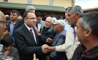 Başbakan Yardımcısı Bozdağ&#039;dan esnaf ziyareti