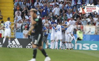 Messi penaltı kaçırdı Arjantin, İzlanda'yı yenemedi