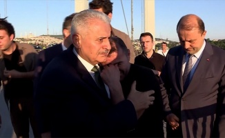 Başbakan Yıldırım vatandaşı intihardan vazgeçirdi