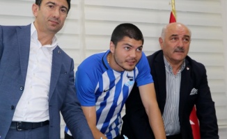 Erzurumspor, Rus Khubulov'u transfer etti