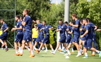 Fenerbahçe yeni sezon öncesi ilk maçına çıkıyor