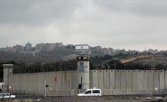 İsrail Filistinli çocukları hapishanelerde 'ağır şartlar'da tutuyor