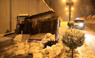 Ankara’da kar yağışı hayatı olumsuz etkiledi