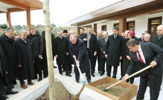 Erdoğan, 15 Temmuz Millet Bahçesini gezdi