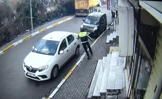 Hırsız polis kovalamacı kamerada