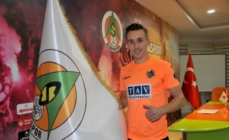 Alanyaspor Josef Sural’ı renklerine bağladı