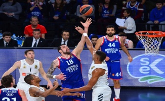 Anadolu Efes Real Madrid deplasmanında