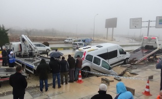 Gaziantep’te yol çöktü, 13 kişi yaralandı