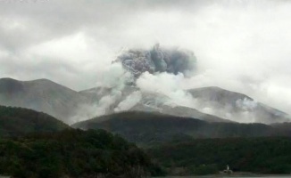 Japonya’daki volkan yeniden harekete geçti