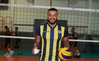 Salvador Hidalgo Oliva Fenerbahçe’de