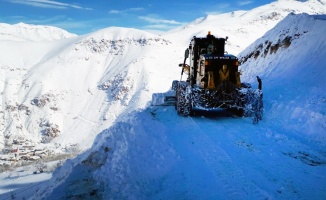 137 yerleşim yeri ulaşıma kapandı