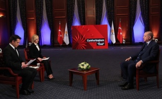 Erdoğan NTV-Star TV canlı yayınında: Suriye halkı bize güvendiği için aşiretler &#039;Münbiç&#039; çağrısı yapıyor