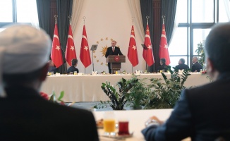 Erdoğan kanaat önderleri ile görüştü
