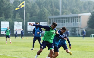 Fenerbahçe’de derbi hazırlıkları başladı