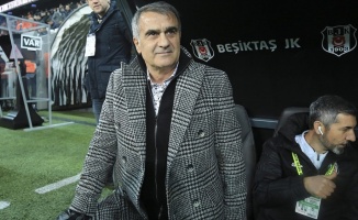 Şenol Güneş, Ersun Yanal'a karşı üstün