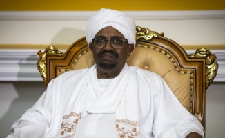 Sudan'da hükümet feshedildi