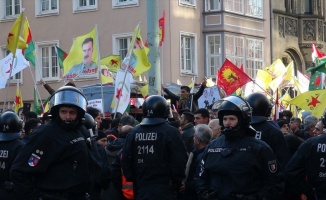 Almanya&#039;da PKK yandaşları devlet radyo televizyonunu işgale kalkıştı