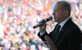 Cumhurbaşkanı Erdoğan: &quot;Satılan birisi varsa sensin&quot;