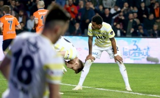 Fenerbahçe&#039;de deplasman hasreti 10 maça çıktı