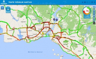 İstanbul’da trafik durma noktasına geldi, sürücüler kavgaya tutuştu