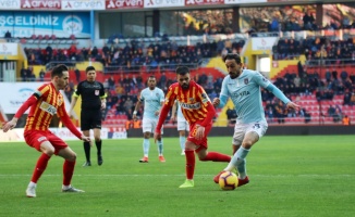 Lider İstikbal Mobilya Kayserispor ile  berabere kaldı