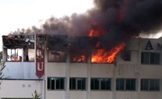 Üniversitede çıkan yangın korkuttu