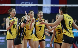 VakıfBank yarı finalde