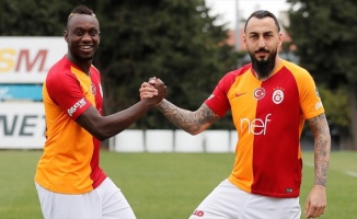 Yeni santrforlar Galatasaray&#039;ın yüzünü güldürmedi