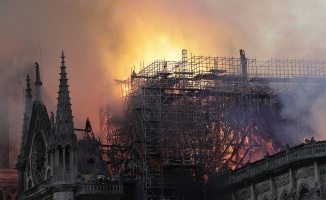 Almanya’da Notre Dame seferberliği