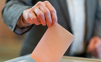 Anayasa referandumu için yurt dışında oy verme işlemi başladı