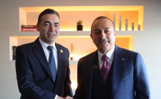 Bakan Çavuşoğlu, Kuzey Makedonyalı mevkidaşı Dimitrov’la görüştü