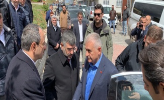 Binali Yıldırım, Sultanbeyli’de cami açılışına katıldı