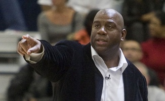 Lakers'ın başkanı Magic Johnson istifa etti