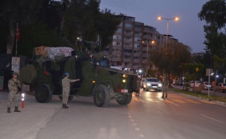 Sınıra askeri sevkiyat yoğunlaştı