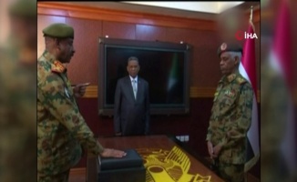 Sudan’da Askeri Geçiş Konseyi Başkanı göreve başladı
