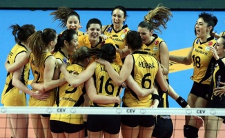 VakıfBank final bileti için İtalya'da