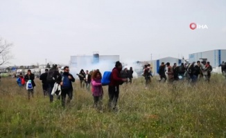 Yunanistan’da göçmenlerle polis arasında çatışma
